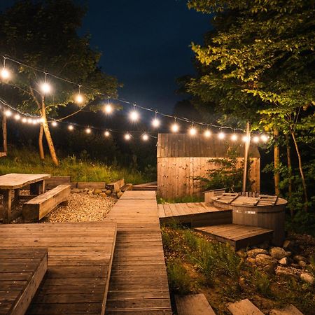 Domek Dla Pary Kaszuby Linia Brzegowa Jezioro Prywatny Las Roztoka  Экстерьер фото